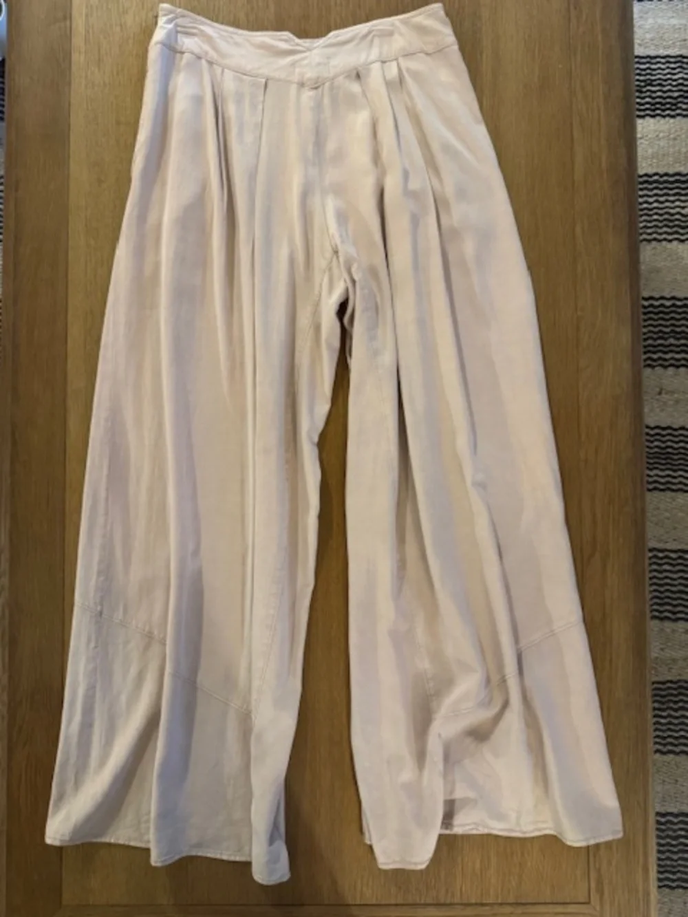 Anthropologie. Pilcro Linen Palazzo Trouser Pants. 28 - Picture 5 of 12